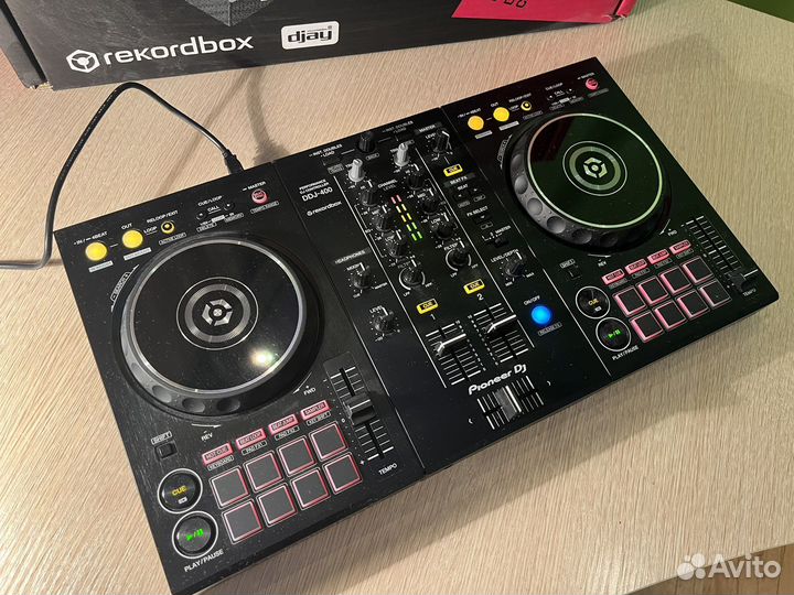 DJ- контроллер pioneer DDJ-400