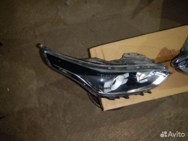 Фары Kia Cerato 4