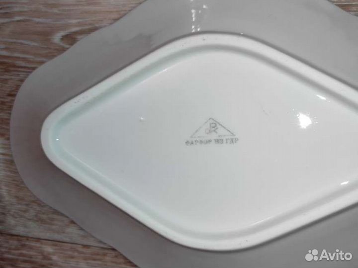 Тарелки редкие,селедочница Блюдо СССР