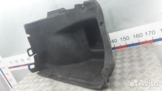 Обшивка багажника боковая honda civic 8 (SPH17WC02