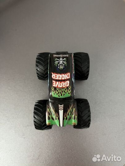 Машинки Monster Jam, Hot Wheels 1:64