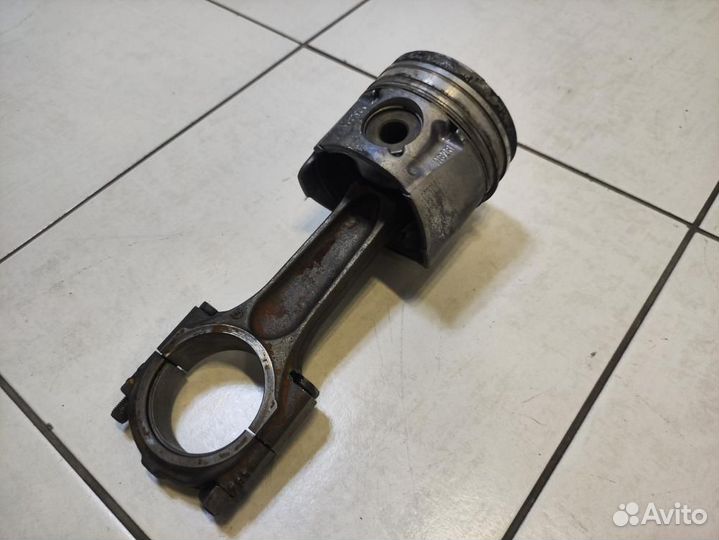 Поршень с шатуном Ford Mondeo 4 BE