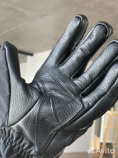 Перчатки stone island