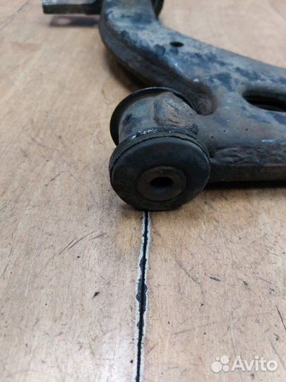 Рычаг подвески передний левый Ford Fiesta fujb