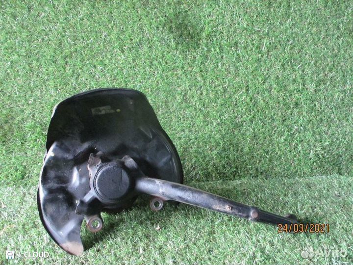 Ступица на toyota progres JCG10 1JZ-GE