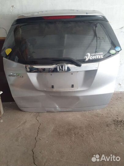 Дверь багажника на honda FIT shuttle