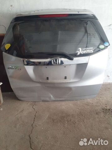 Дверь багажника на honda FIT shuttle