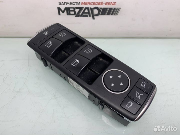 Блок кнопок стеклоподъемников Mercedes W204 C 204