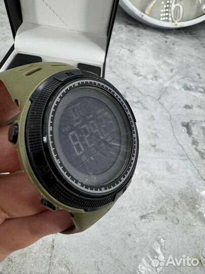 Часы электронные