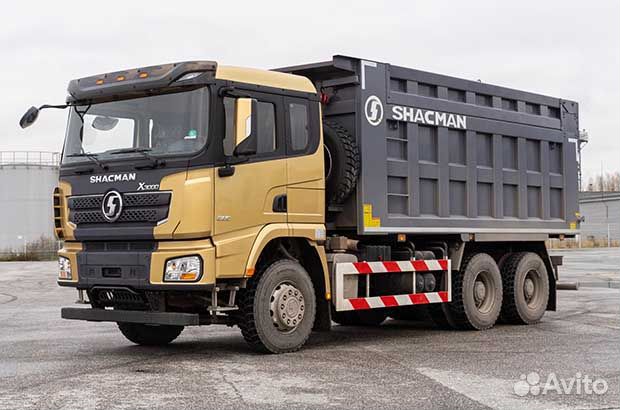 Водитель самосвала категории с