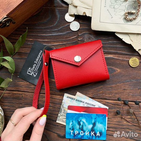 Престиж: Кожаный красный женский кошелек, закрывается на кнопку - стиль и качество в каждой детали