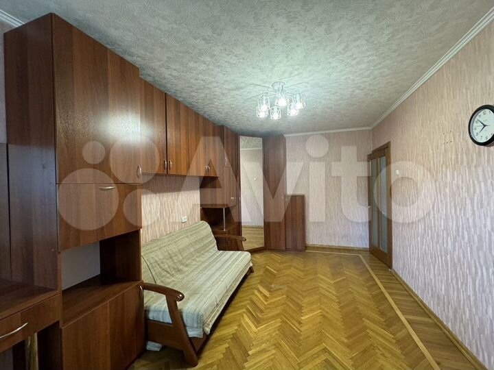 2-к. квартира, 50 м², 2/9 эт.