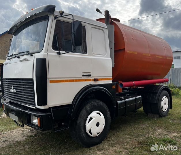 Маз Ассенизатор