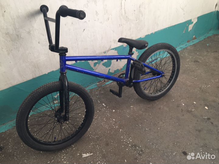 Трюковой велосипед bmx