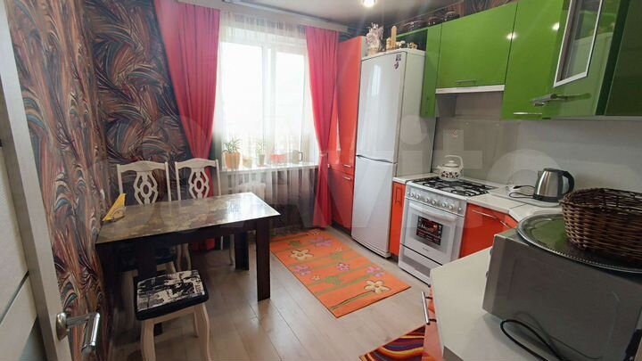 3-к. квартира, 74 м², 9/10 эт.