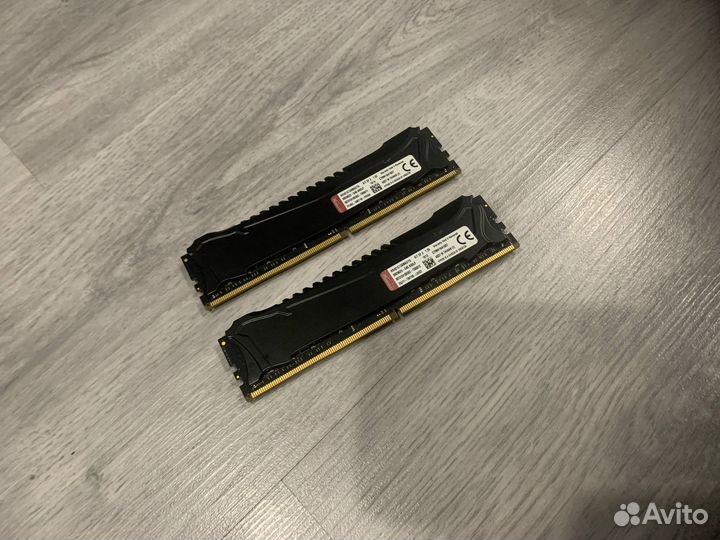 Kingston HyperX Savage Black DDR4 16 GB (2133 MHz)