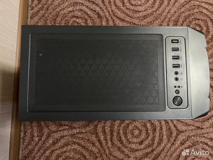 Корпус Powercase Mistral X4 Mesh cmixb-F4