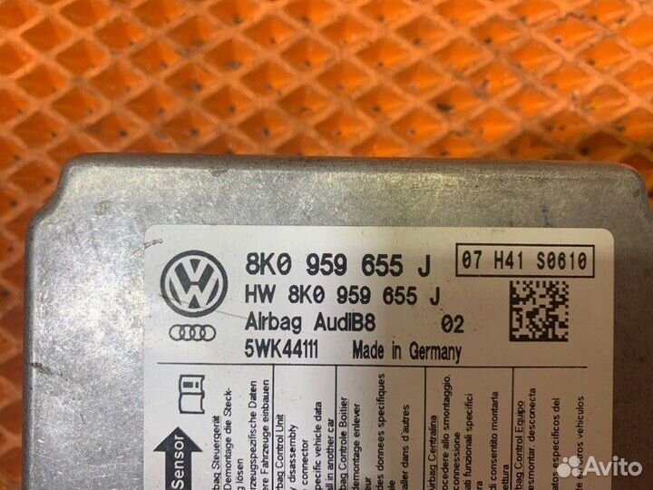 Блок управления Audi A4 Iv B8 cdnk 2010