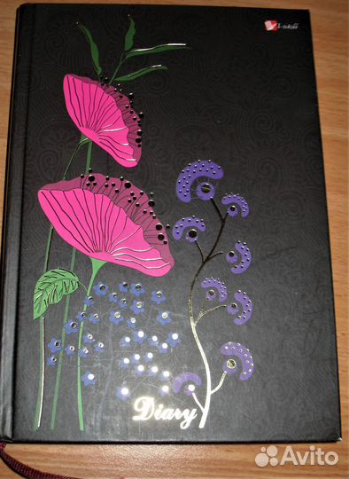 Блокноты ежедневники
