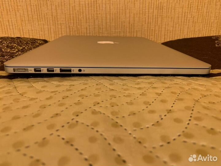 Macbook Pro 15 2015 16/512 Идеальный