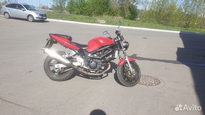 Suzuki sv 400