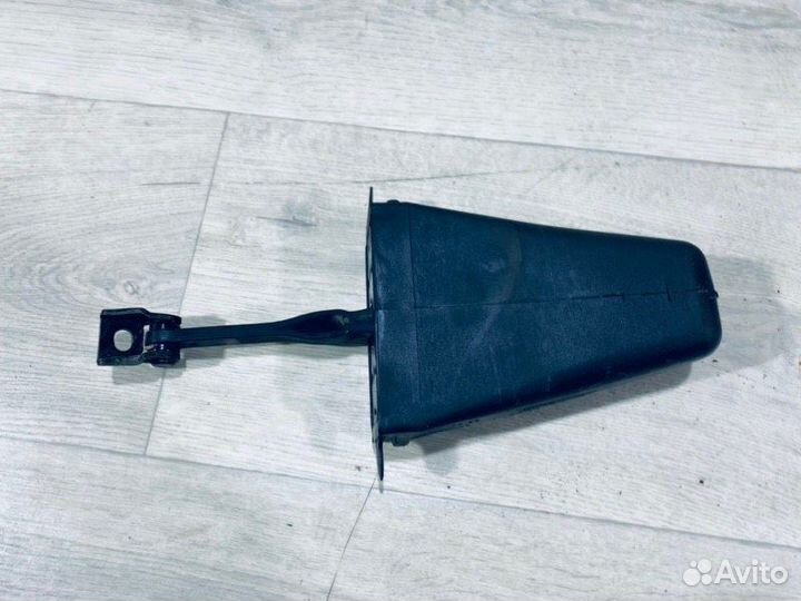 Ограничитель двери задний правый Land Rover Range