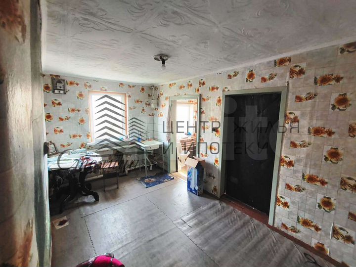 Дом 42 м² на участке 10 сот.