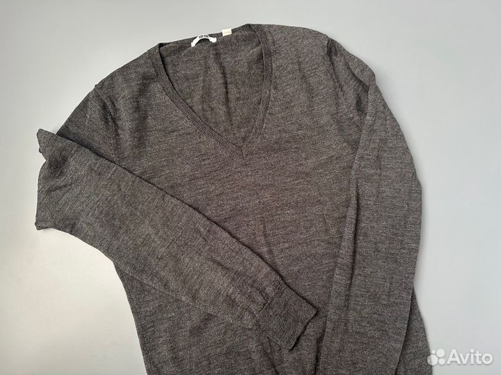 Джемпер базовый женский Юникло с дефектом