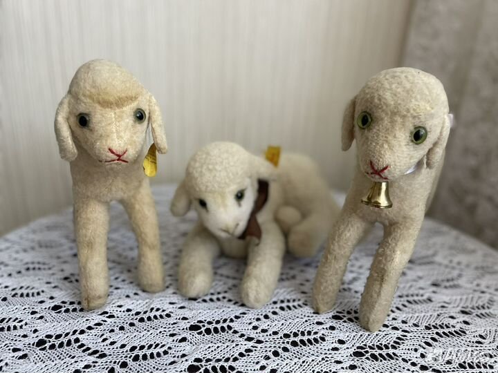 Семья старинных овечек Steiff. Германия