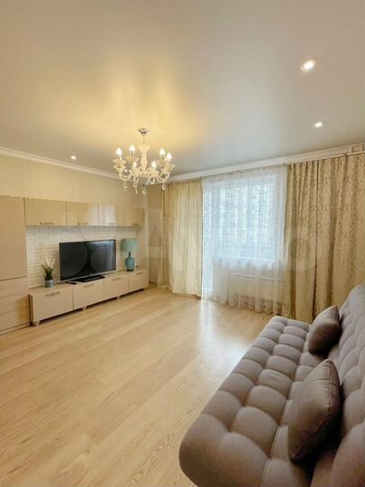 2-к. квартира, 56 м², 6/10 эт.