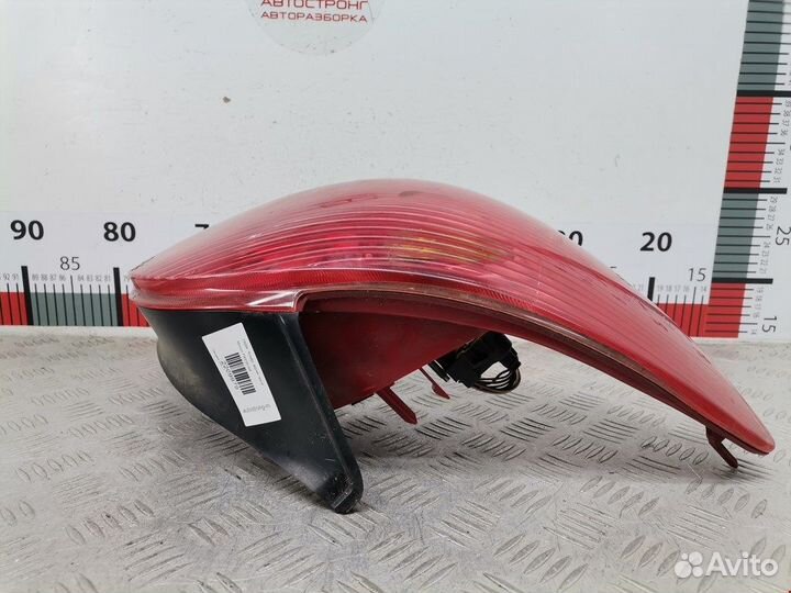 Фонарь задний левый для Peugeot-Citroen 206