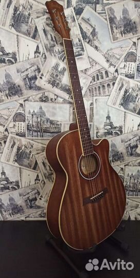 Акустическая гитара