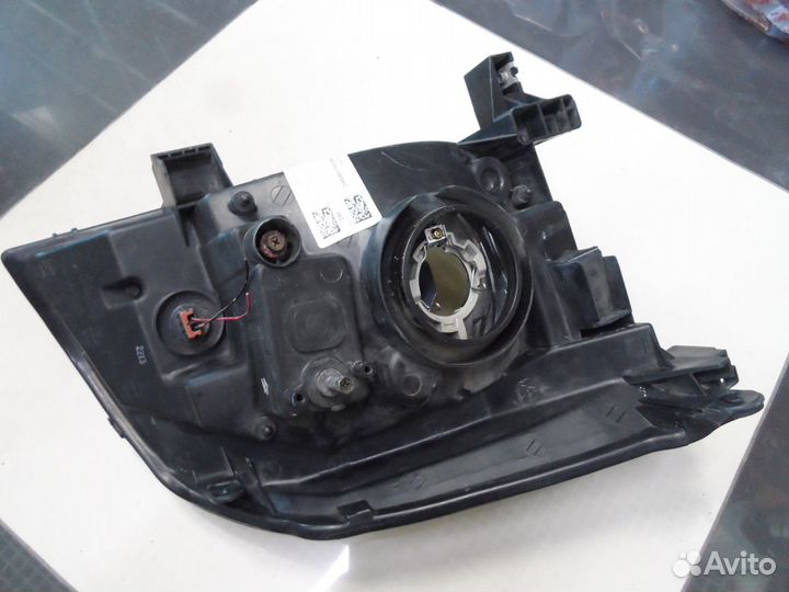 Фара передняя левая Nissan X-Trail 30