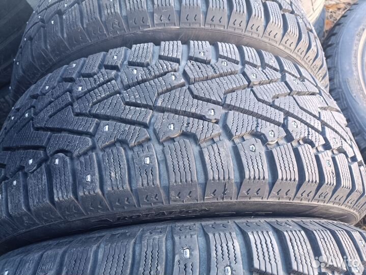 Pirelli Ice Zero 205/55 R16