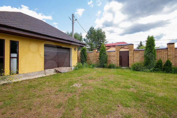 Дом 160 м² на участке 8,1 сот.