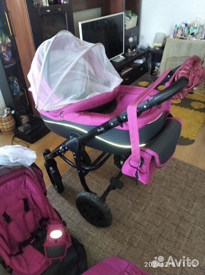 Коляска детская прогулочная
