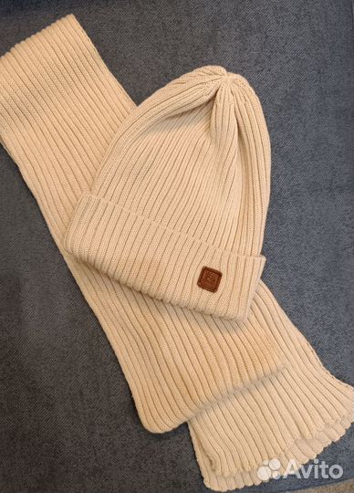 Комплект шапка, шарф