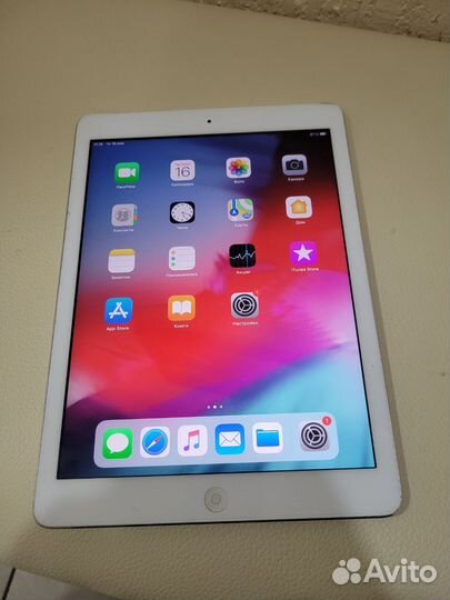 iPad Air 32Gb c симкой