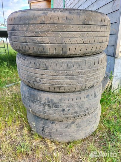 Kumho Solus KL21 235/65 R17