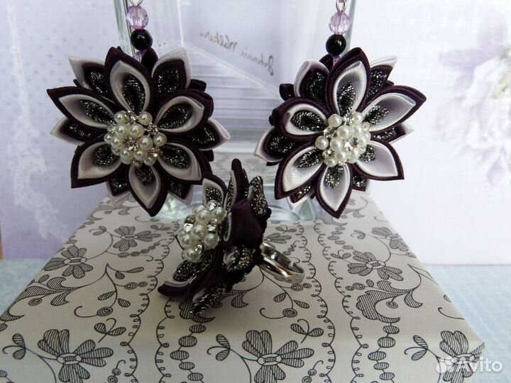 Заколки, резинки канзаши