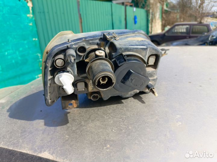 Фары на renault logan 1