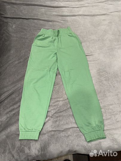 Спортивные штаны