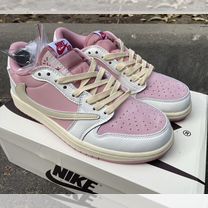 Travis Scott x Air Jordan 1 Low «Sail/Shy Pink»