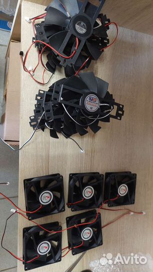 Вентилятор 8025 DC 18V