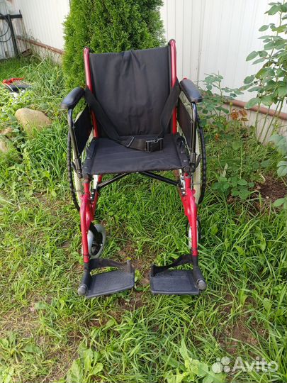 Инвалидная коляска новая