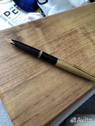 Ручка перьевая с золотым пером СССР