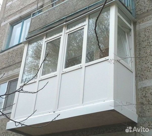 Остекление балконов и лоджий в рассрочку T1128