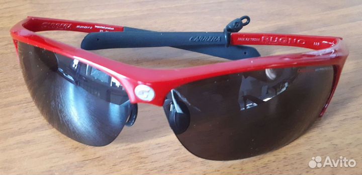Солнцезащитные очки Carrera