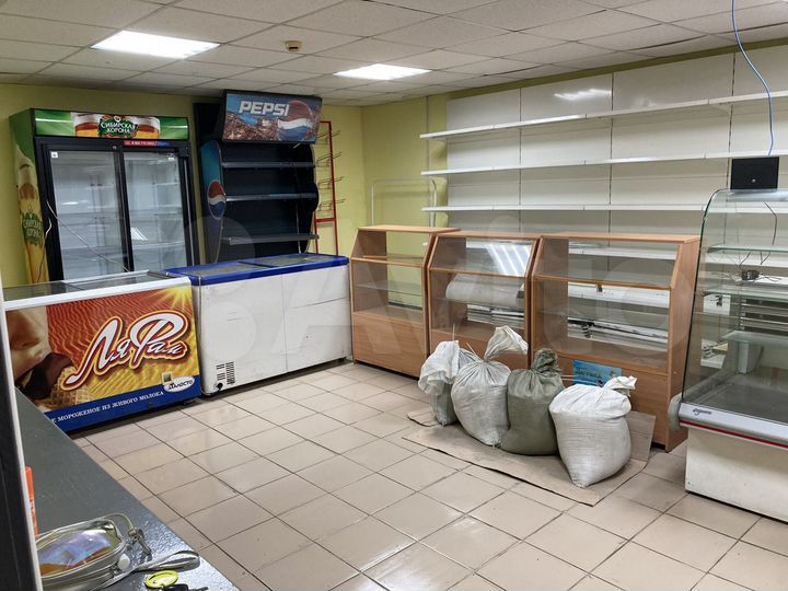 Торговая площадь, 64 м²