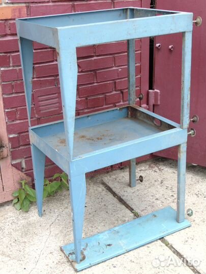 Слесарные столики